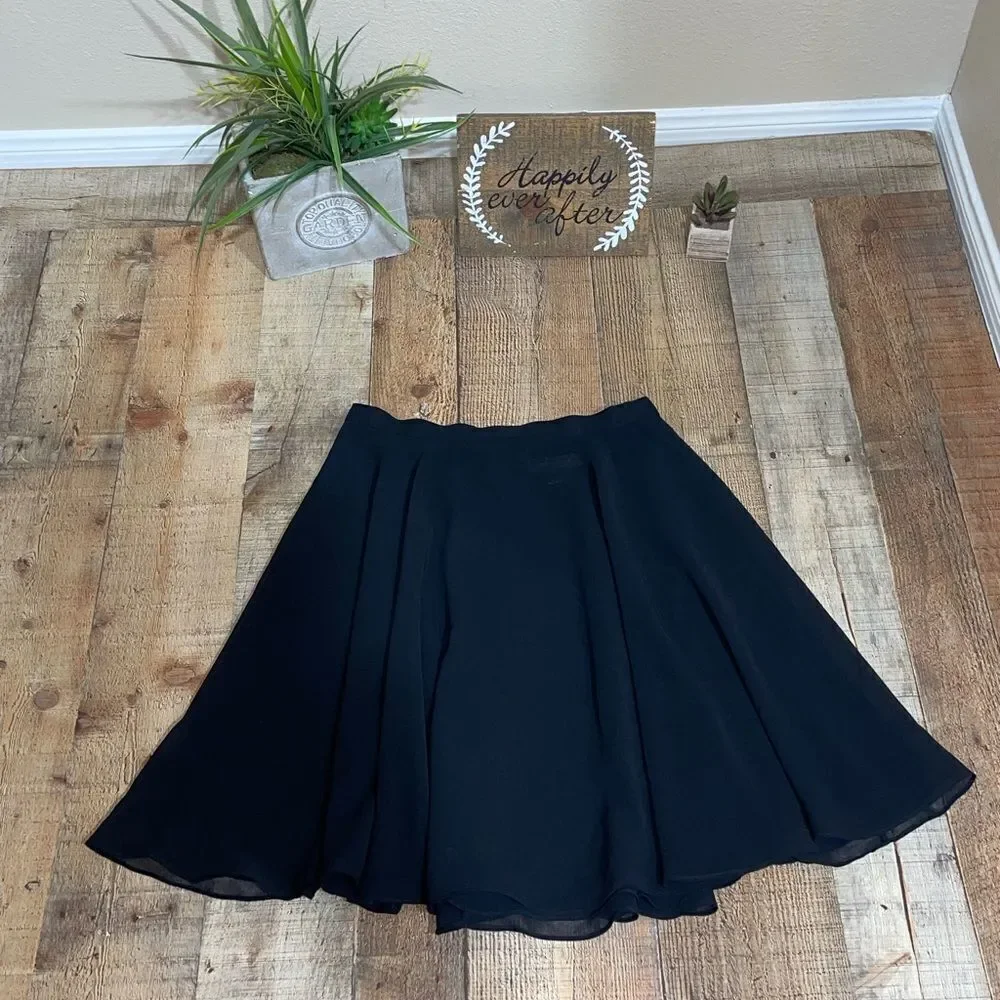 Adriana Papell evening essentials black skirt sz 10